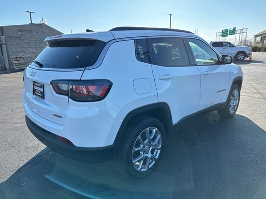 2024 Jeep Compass Latitude Lux in Columbus, OH - Coughlin Automotive