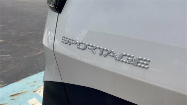 2024 Kia Sportage LX in Columbus, OH - Coughlin Automotive