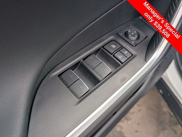 2025 Toyota RAV4 Hybrid XSE