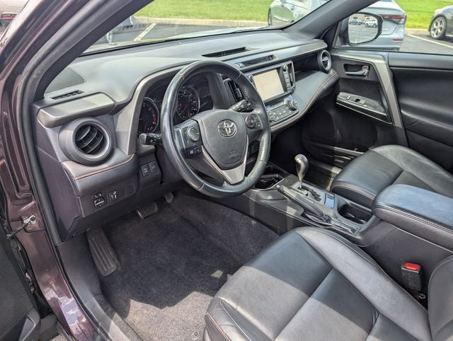 2016 Toyota RAV4 SE