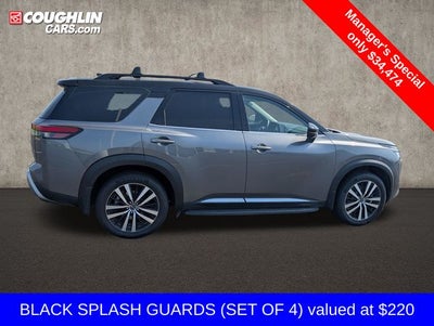 2023 Nissan Pathfinder Platinum