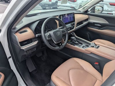 2024 Toyota Grand Highlander Platinum