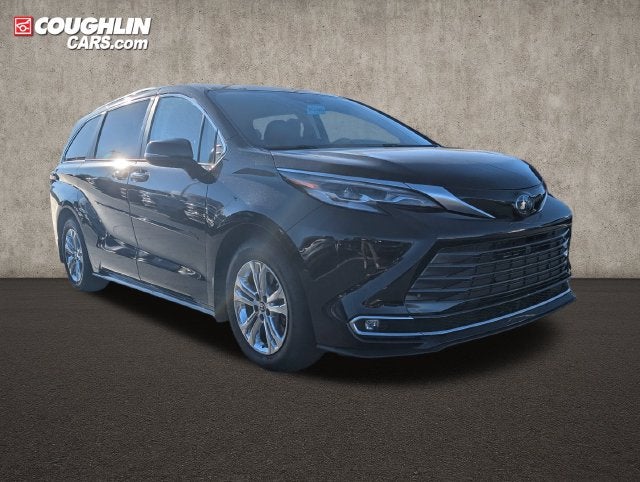 2023 Toyota Sienna Platinum 7 Passenger