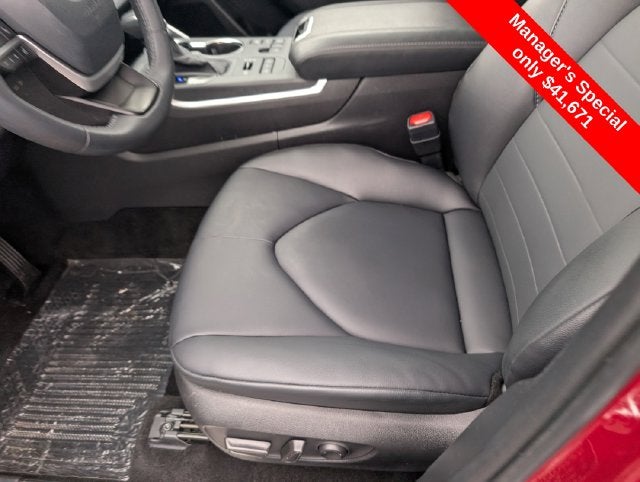 2025 Toyota Highlander XLE