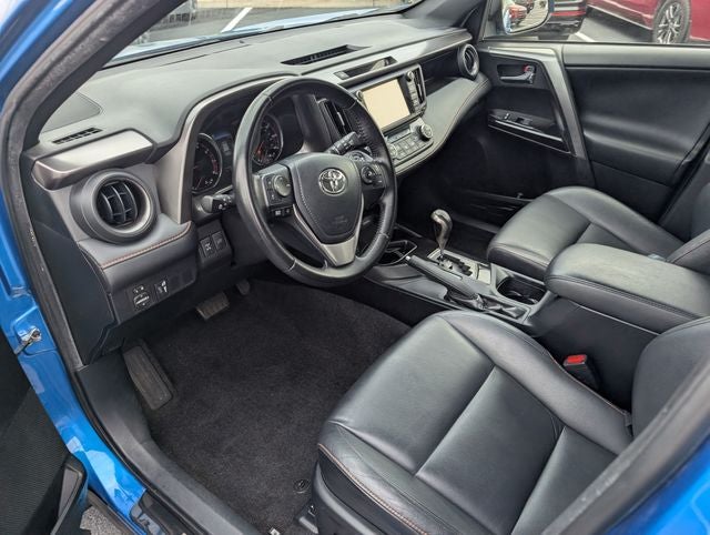 2016 Toyota RAV4 SE