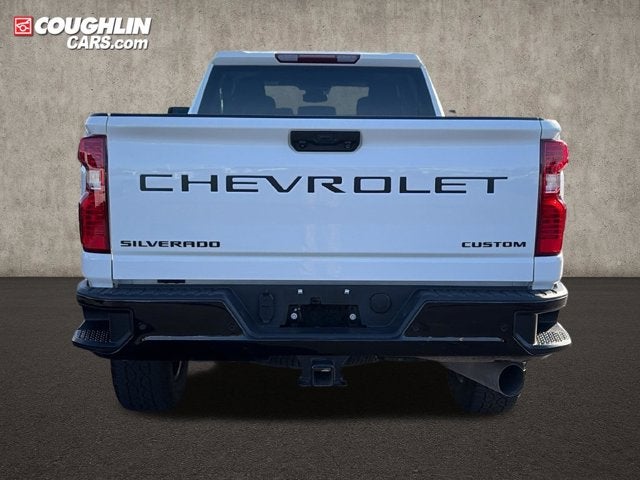 2026 Chevrolet Silverado 2500HD 4WD Crew Cab 172" Custom