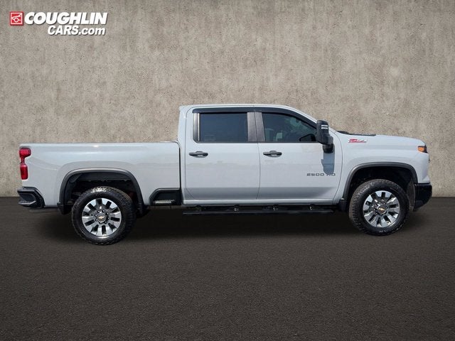 2025 Chevrolet Silverado 2500HD 4WD Crew Cab 159" Custom