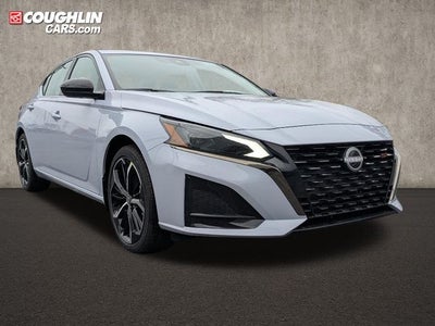 2025 Nissan Altima SR