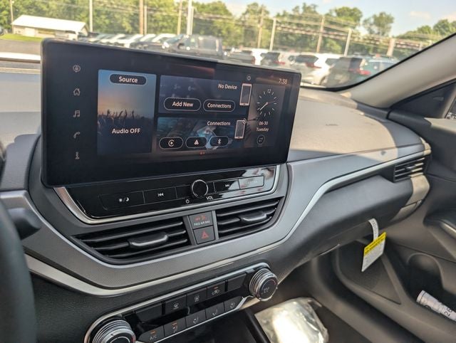 2026 Nissan Altima SR