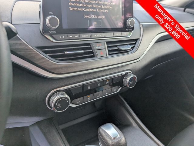 2025 Nissan Altima SV