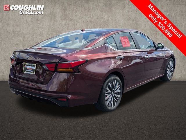 2025 Nissan Altima SV
