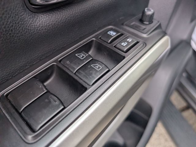 2019 Nissan Titan SV