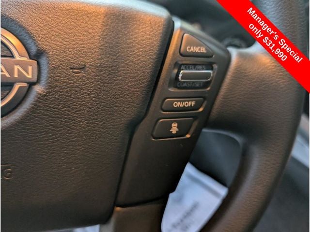 2025 Nissan Frontier SV