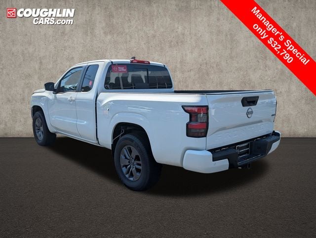 2025 Nissan Frontier SV