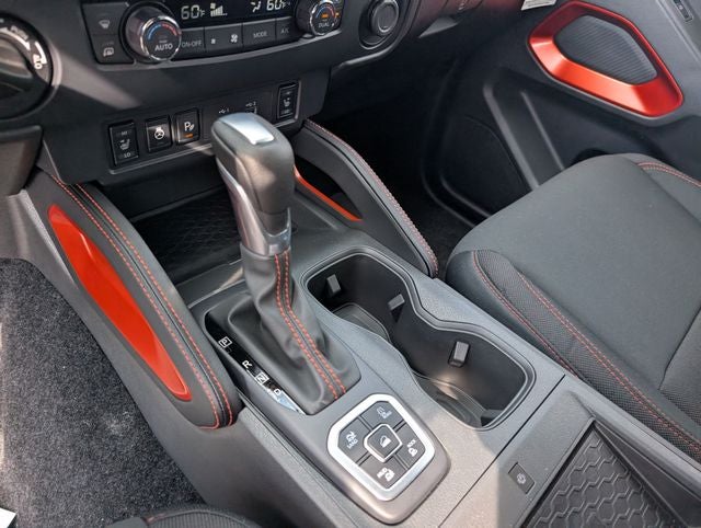 2026 Nissan Frontier PRO-4X w/R Package