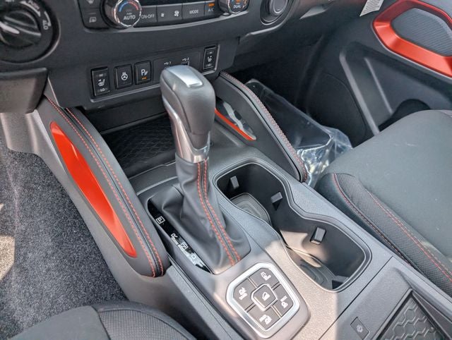 2026 Nissan Frontier PRO-4X w/R Package