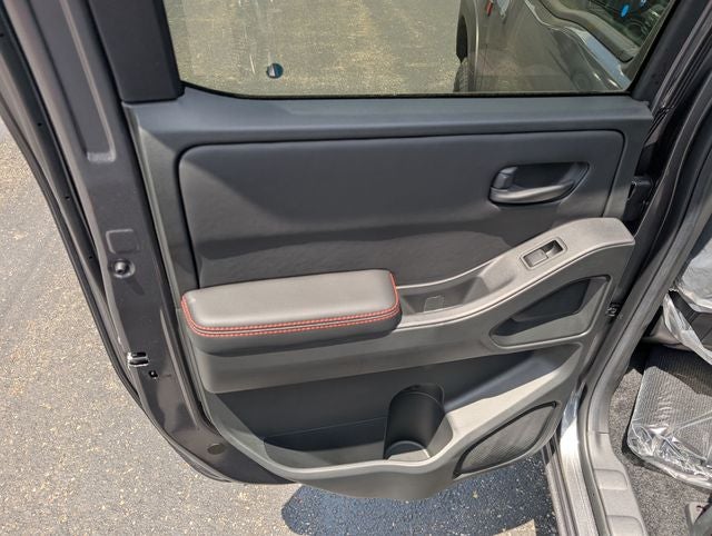 2026 Nissan Frontier PRO-4X w/R Package