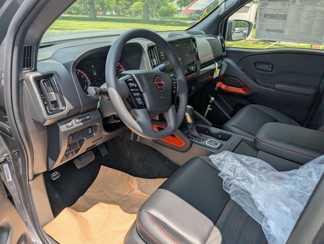 2026 Nissan Frontier PRO-4X w/R Package