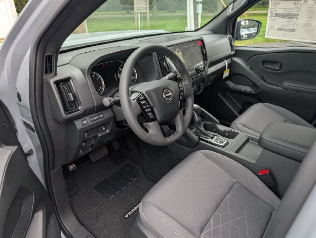 2027 Nissan Frontier SV