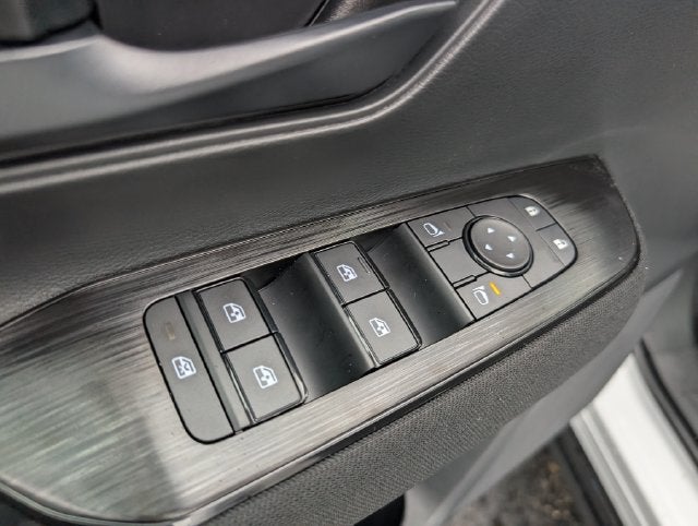 2027 Nissan Kicks S