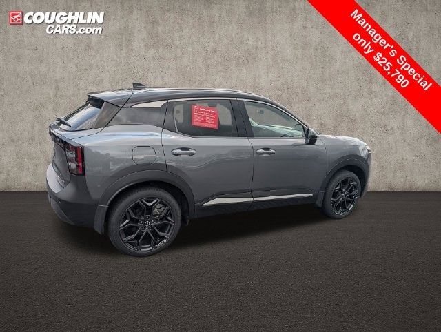 2025 Nissan Kicks SR