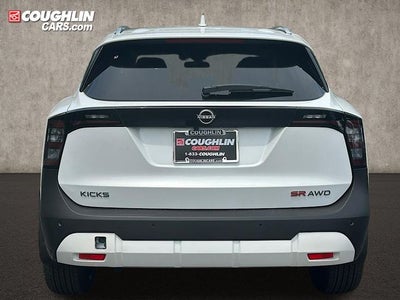 2025 Nissan Kicks SR
