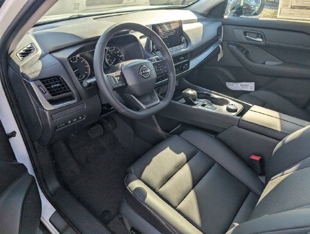 2027 Nissan Rogue Dark Armor