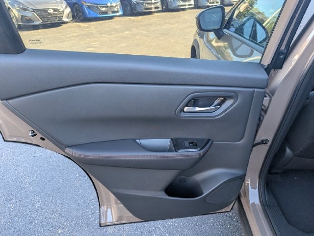 2027 Nissan Rogue Rock Creek