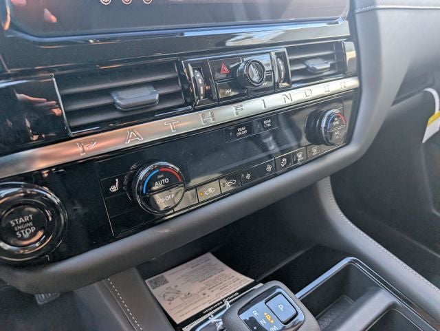 2026 Nissan Pathfinder SV