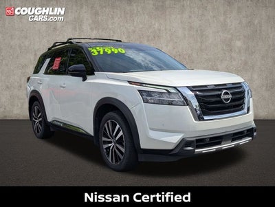 2023 Nissan Pathfinder Platinum