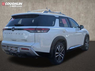 2024 Nissan Pathfinder Platinum