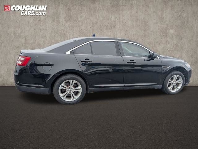 2018 Ford Taurus SE