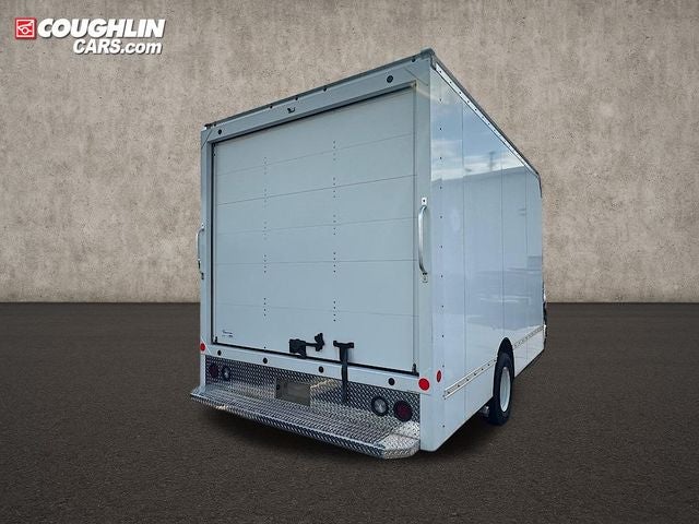 2024 Ford E-450SD Base