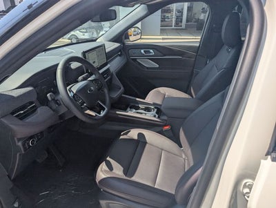 2027 Ford Explorer Platinum
