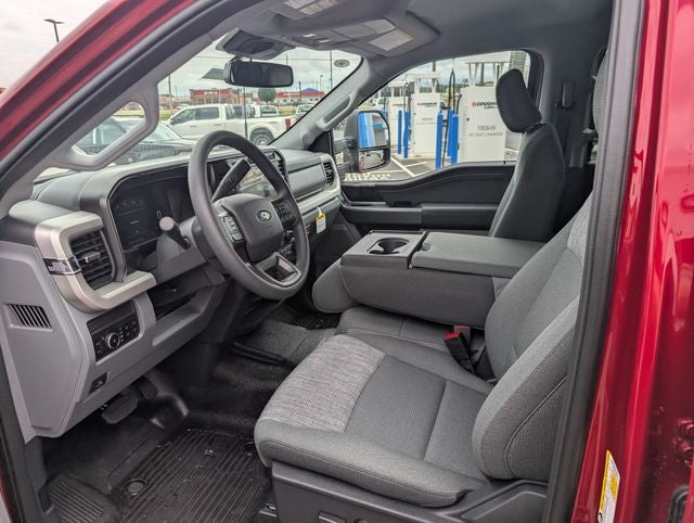 2027 Ford F-250SD XLT