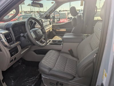 2027 Ford F-350SD Platinum