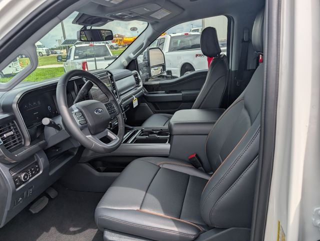 2026 Ford F-350SD Lariat DRW