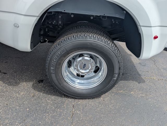 2026 Ford F-350SD Lariat DRW