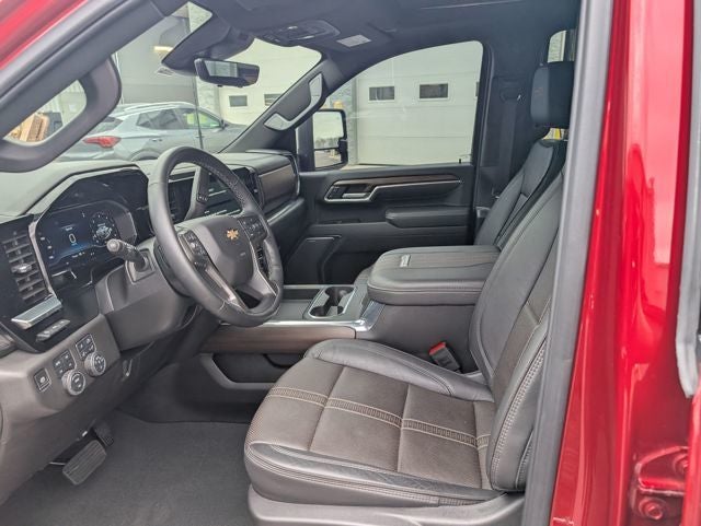 2025 Chevrolet Silverado 3500HD High Country