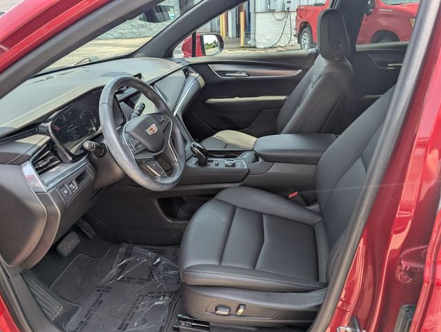 2023 Cadillac XT5 Luxury