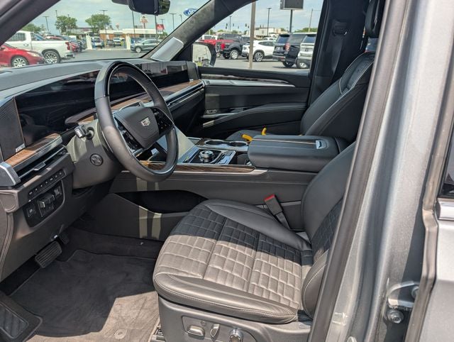 2026 Cadillac Escalade Platinum Luxury