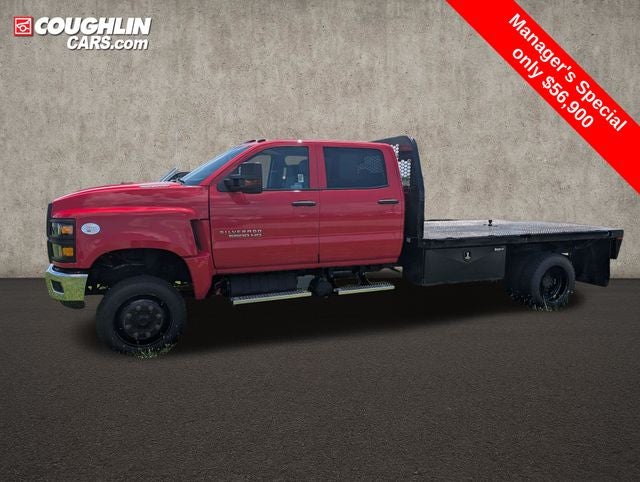 2022 Chevrolet Silverado 5500HD Work Truck