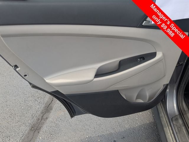 2018 Hyundai Tucson SE