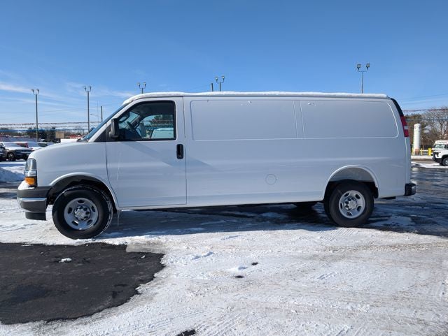 2025 Chevrolet Express Cargo Van RWD 3500 155"