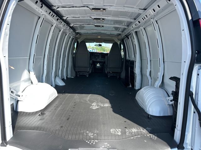 2025 Chevrolet Express Cargo Van RWD 3500 155"
