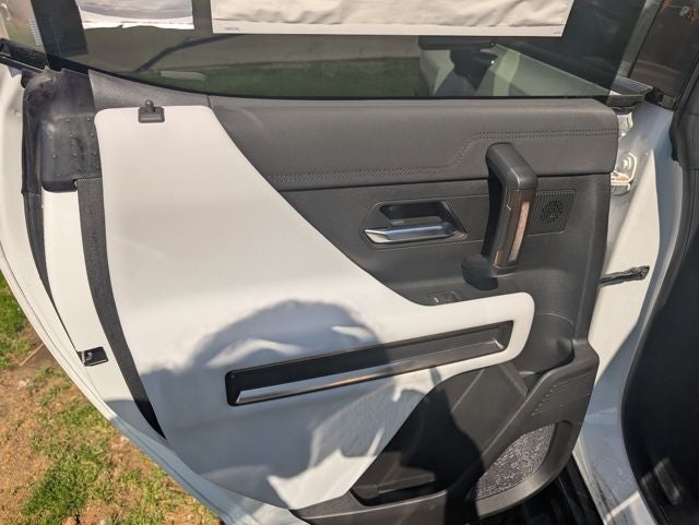 2024 GMC HUMMER EV SUV 2X