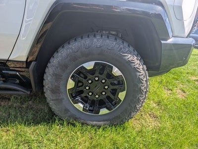 2024 GMC HUMMER EV SUV 2X