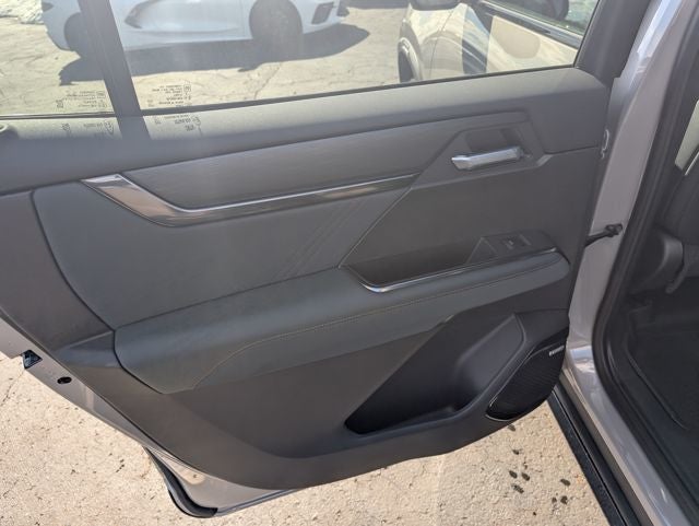 2026 GMC Acadia AWD AT4