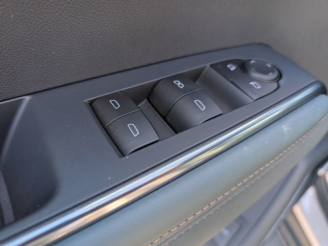 2026 GMC Acadia AWD AT4