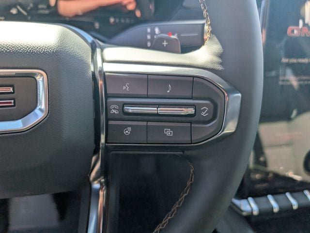 2026 GMC Acadia AWD AT4